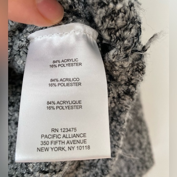 Jones New York Grey Heather Fuzzy Knit Long Pullover Crew Neck Size M - Picture 4 of 6